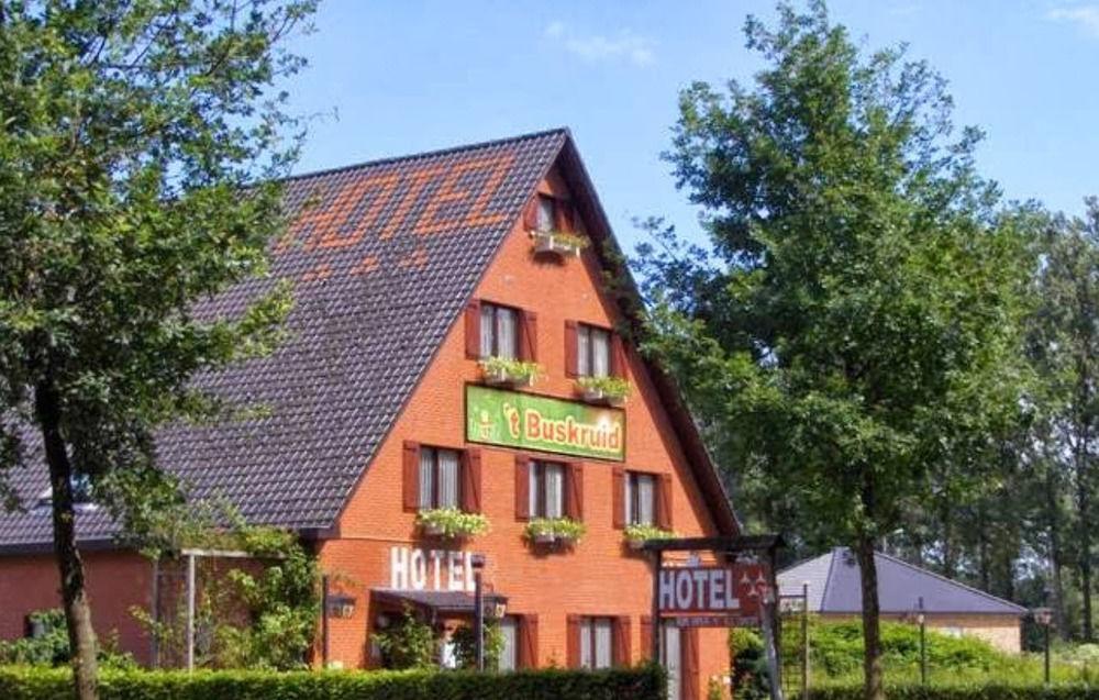 Hotel Het Buskruid Lummen Exterior photo